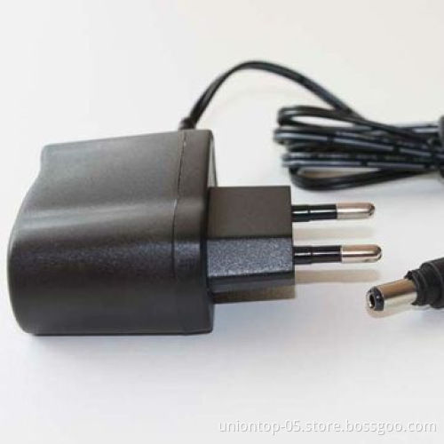 24V/0.5A power adapter, 100-240V input voltage